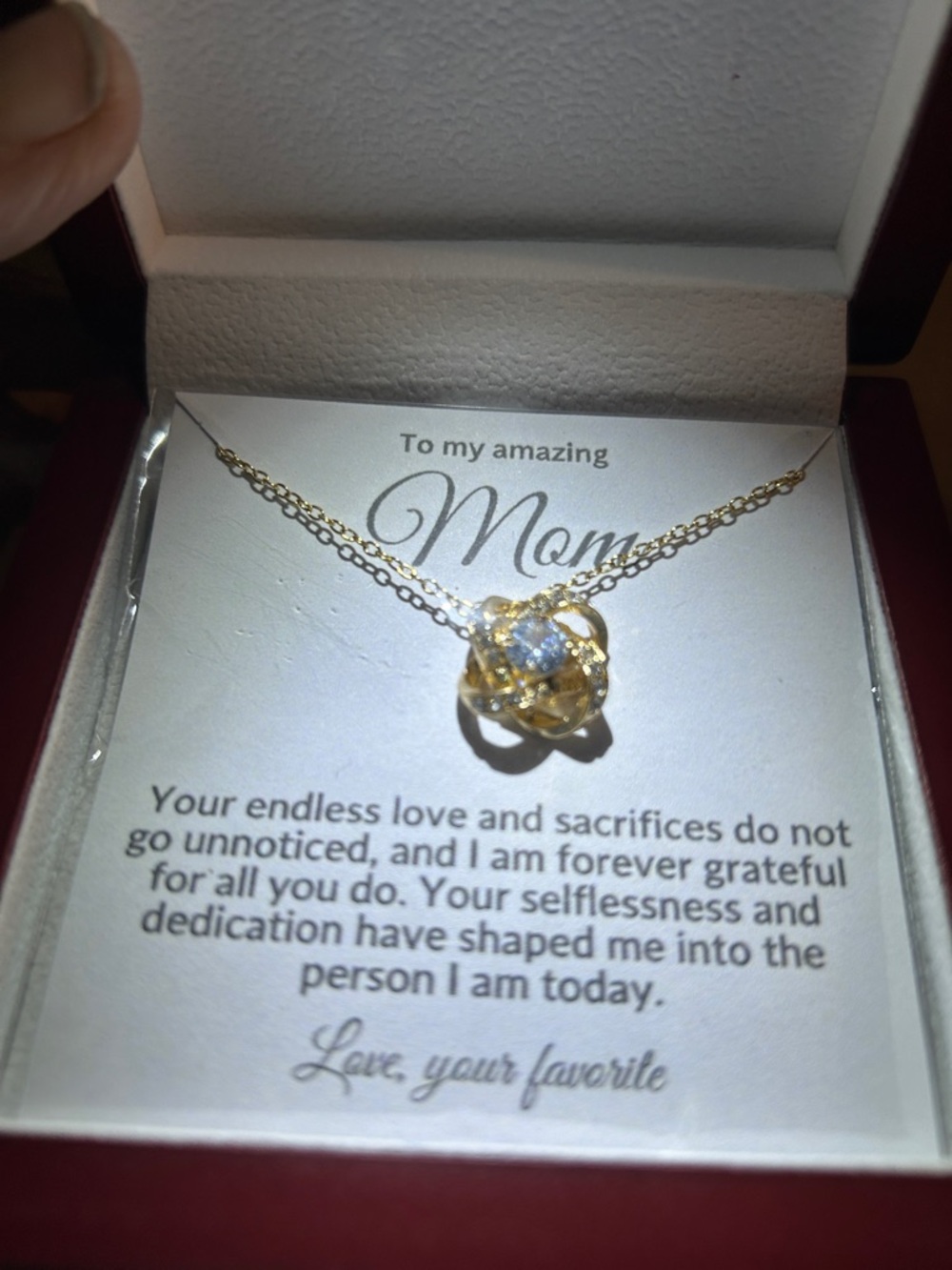 Gold Knot Pendant Necklace for Mom - Elegant Gift
